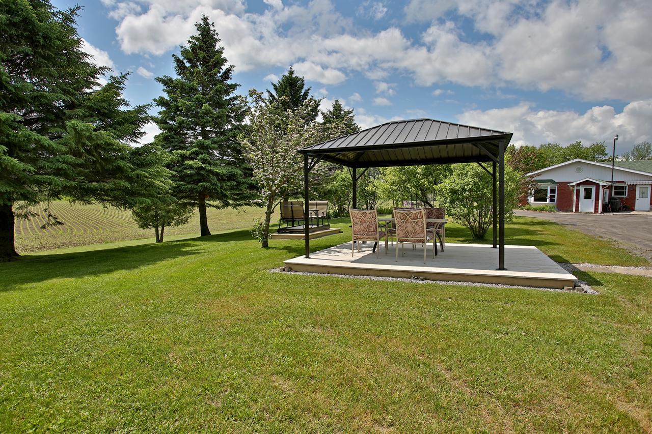 Motel Exquise Coaticook Exteriér fotografie